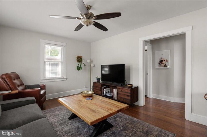 Property Photo:  1044 Orchard Avenue  VA 22601 