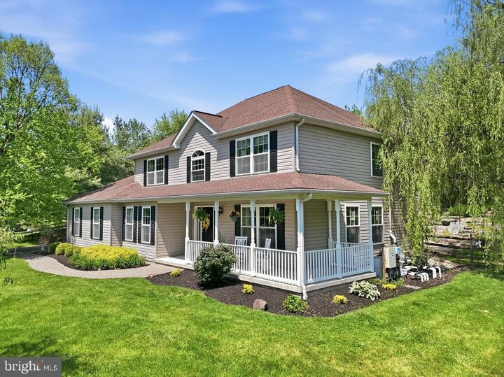 Property Photo:  569 Deerfield Drive  PA 18064 