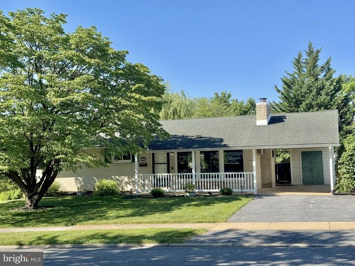 Property Photo:  132 Yorkshire Drive  PA 17055 