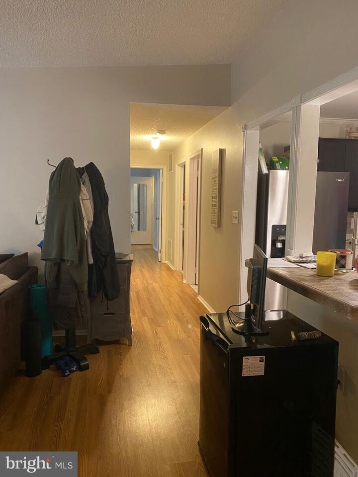 Property Photo:  19 Hemlock Court  NJ 08619 