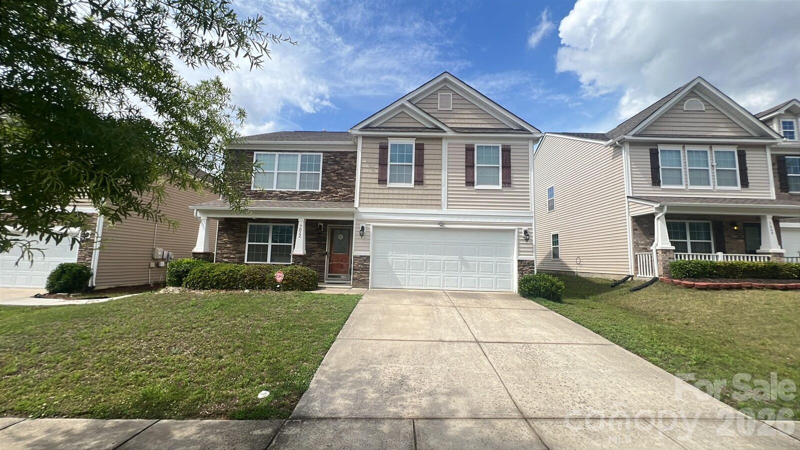 Property Photo: 7012 Palatine Lane NC 28214