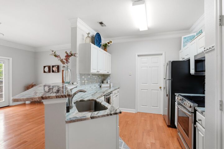 Property Photo:  1533 Cambridge Lakes Drive Unit 203D  SC 29464 