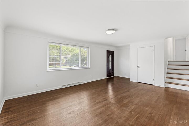 Property Photo:  9164 Cherry Blossom Lane  OH 45231 