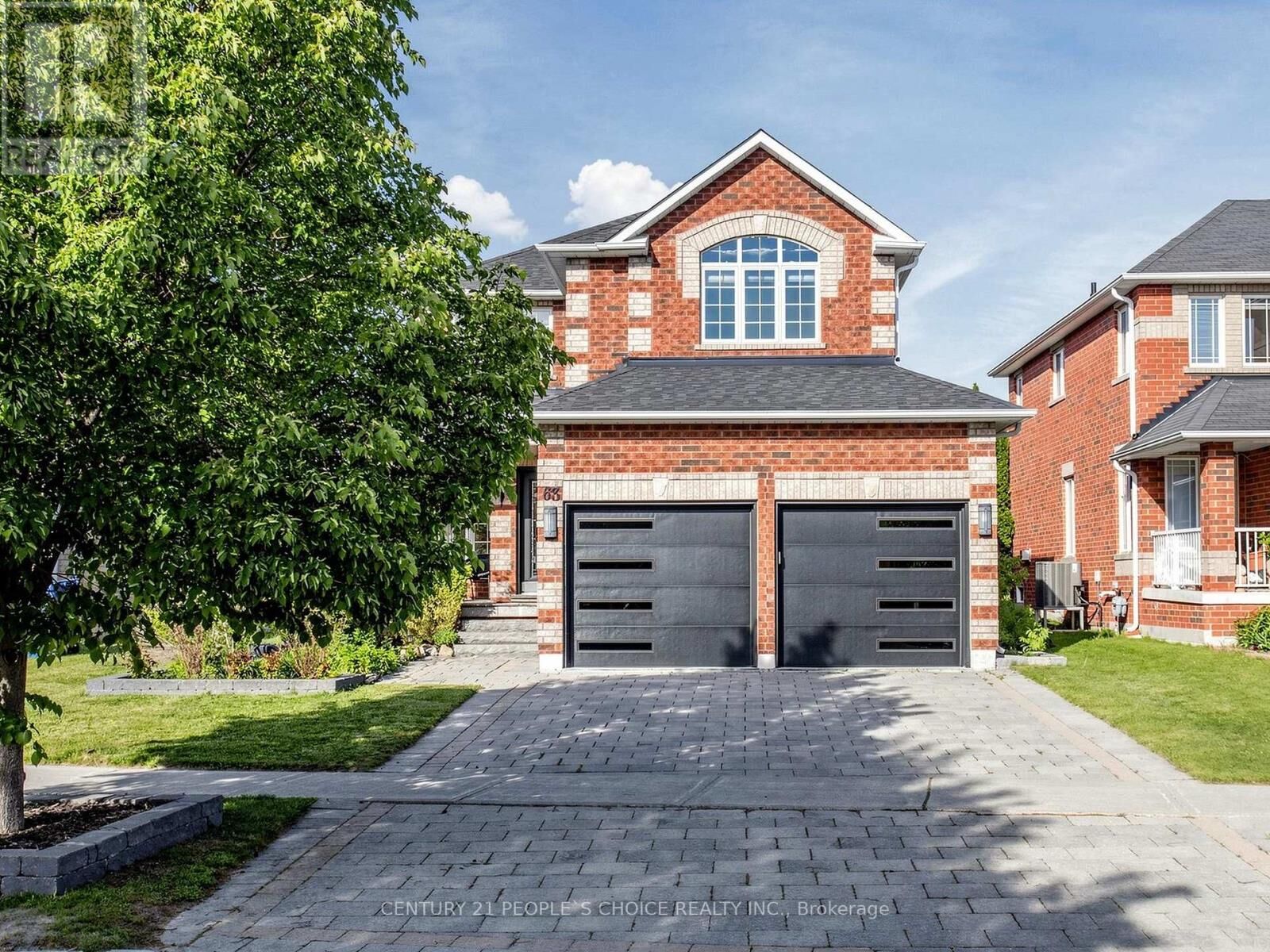Property Photo:  63 Kerfoot Crescent  ON L4P 4C1 