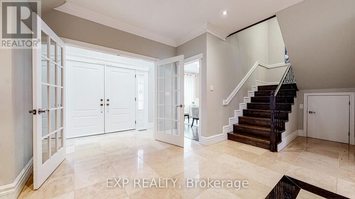 Property Photo:  168 Caines Avenue  ON M2R 2L5 