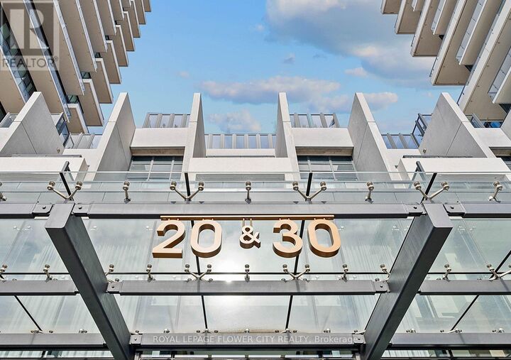 Property Photo:  20 Inn On The Park Drive 938  ON M3C 0P8 