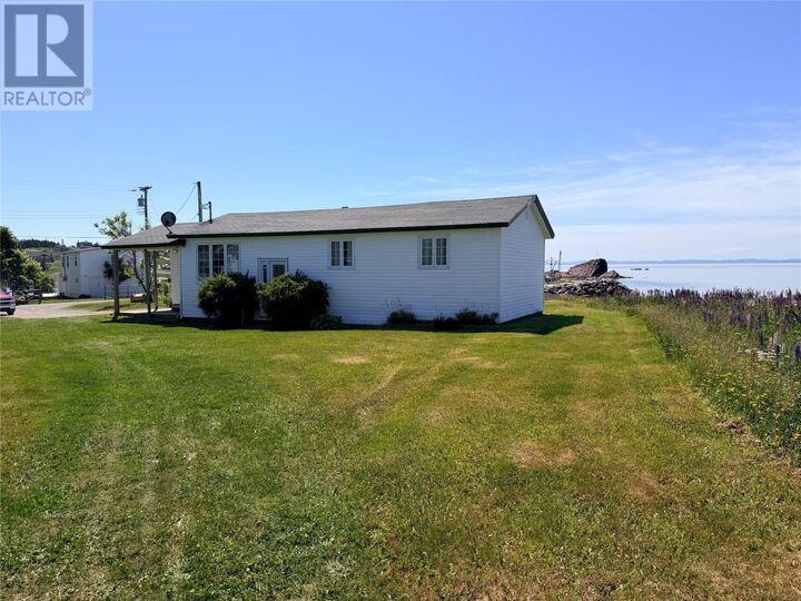 Property Photo:  18 Lower Road  NL A0B 2E0 