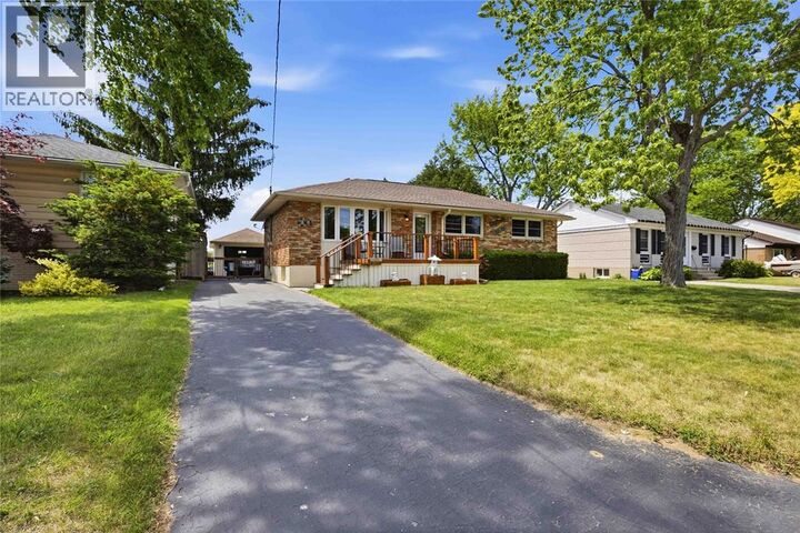 Property Photo:  893 Hollands Avenue  ON N7S 3B9 