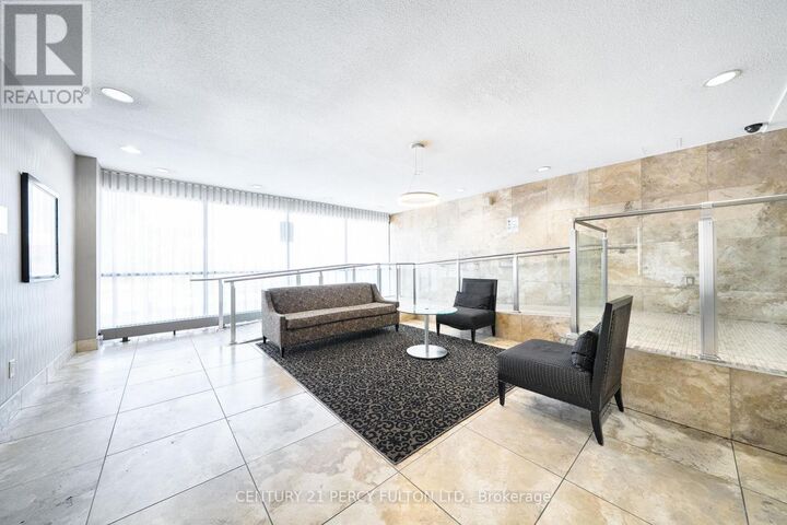 Property Photo:  155 Marlee Avenue 1002  ON M6B 4B5 