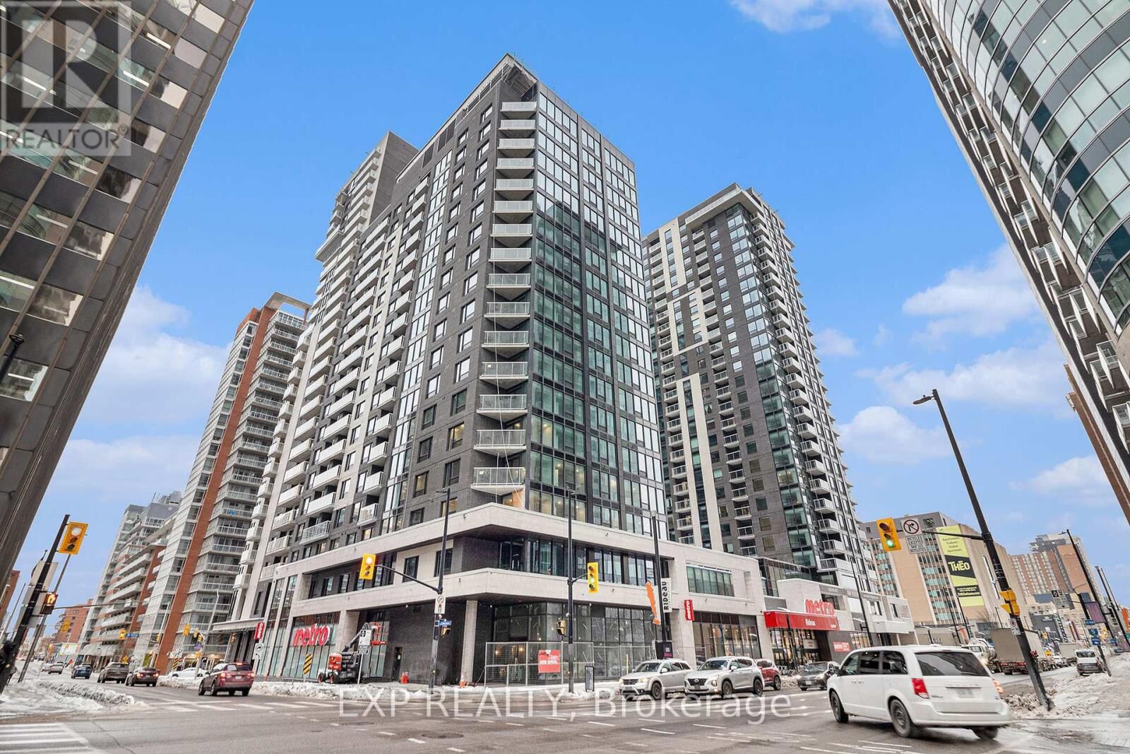Property Photo:  180 George Street 1301  ON K1N 0G8 