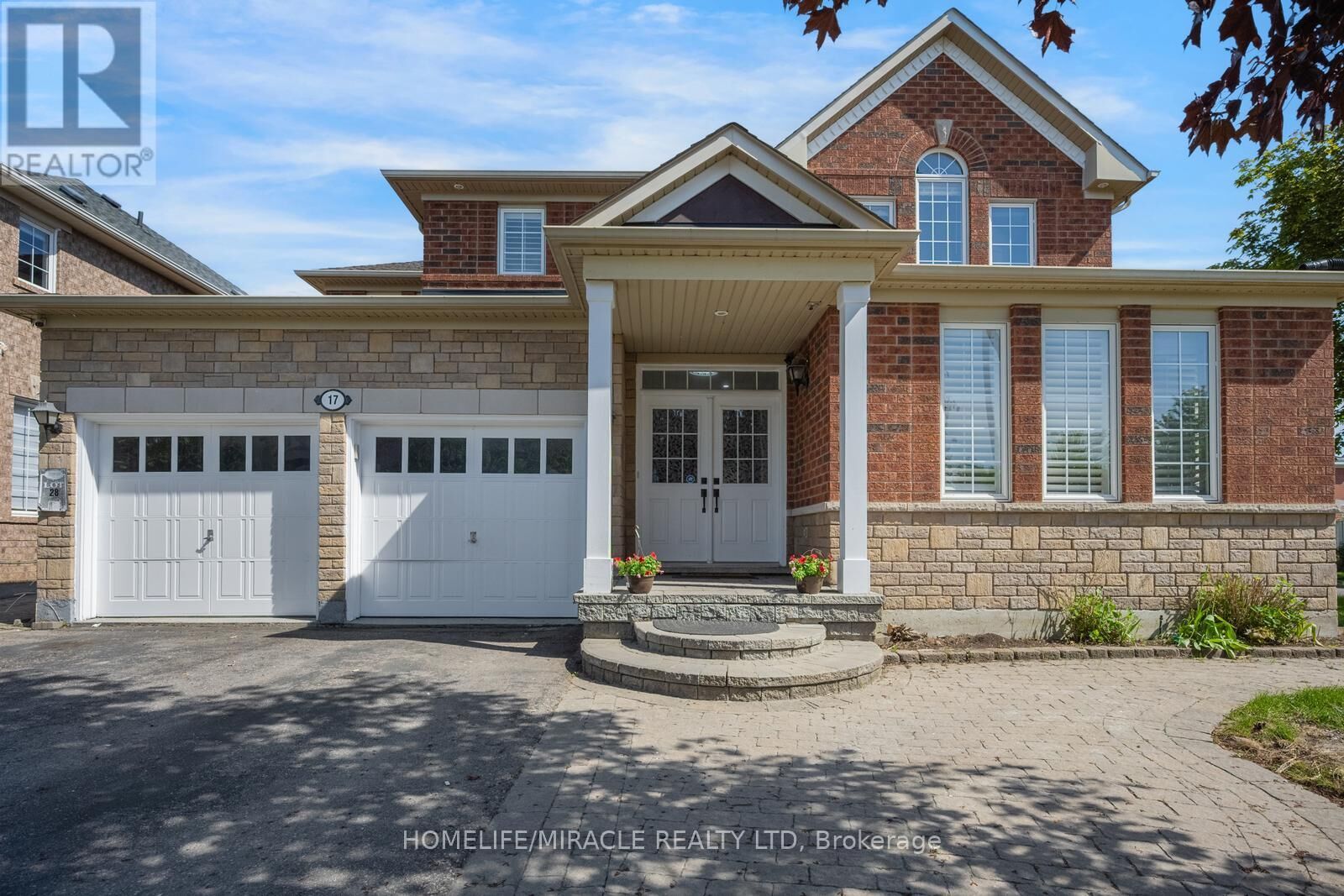 Property Photo:  17 Latania Boulevard  ON L6P 1S8 