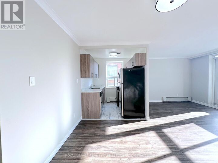 Property Photo:  276 St Clair Avenue West 304  ON M4V 1R9 