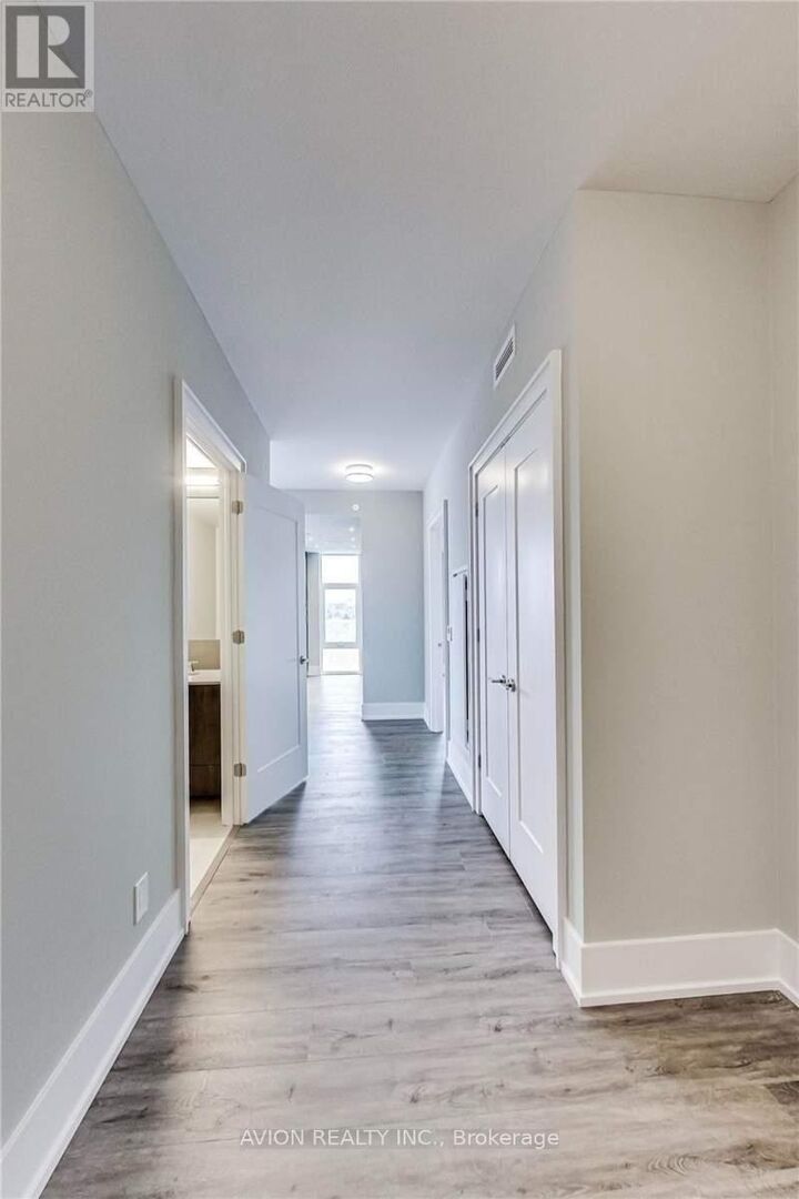Property Photo:  25 Adra Grado Way 1019  ON M2J 0H6 