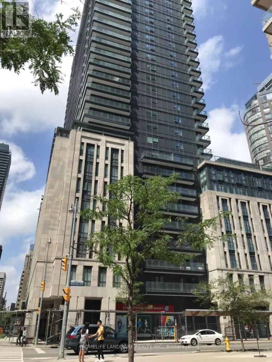 Property Photo:  955 Bay Street 1113  ON M5S 2A2 