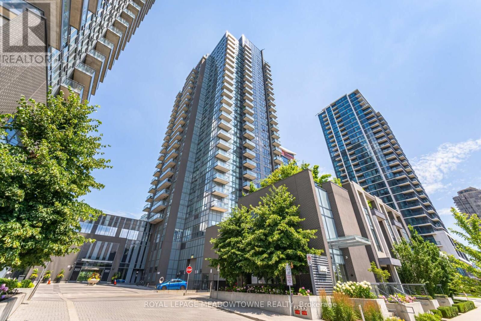 Property Photo:  5025 Four Springs Avenue 1809  ON L5R 0G5 