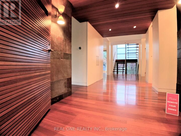 Property Photo:  5 Dunlace Drive  ON M2L 2R8 