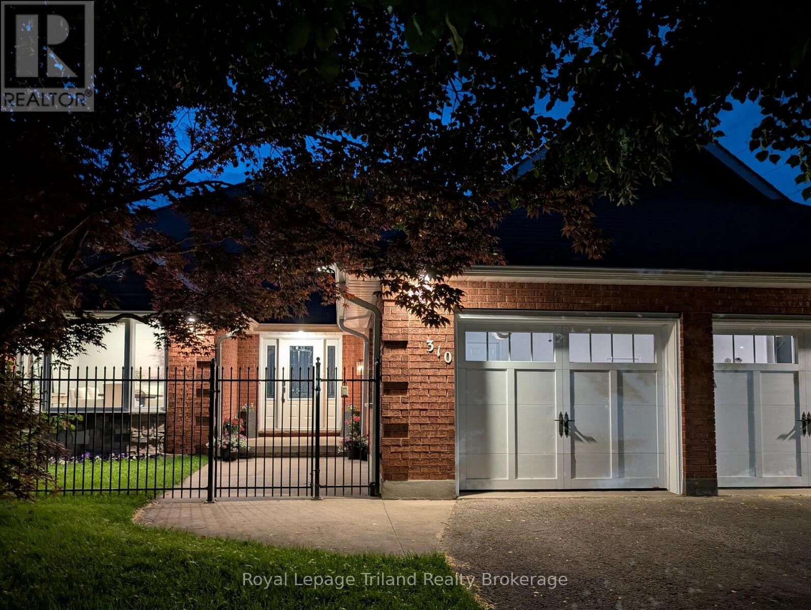Property Photo:  310 Finkle Street  ON N4S 3E5 