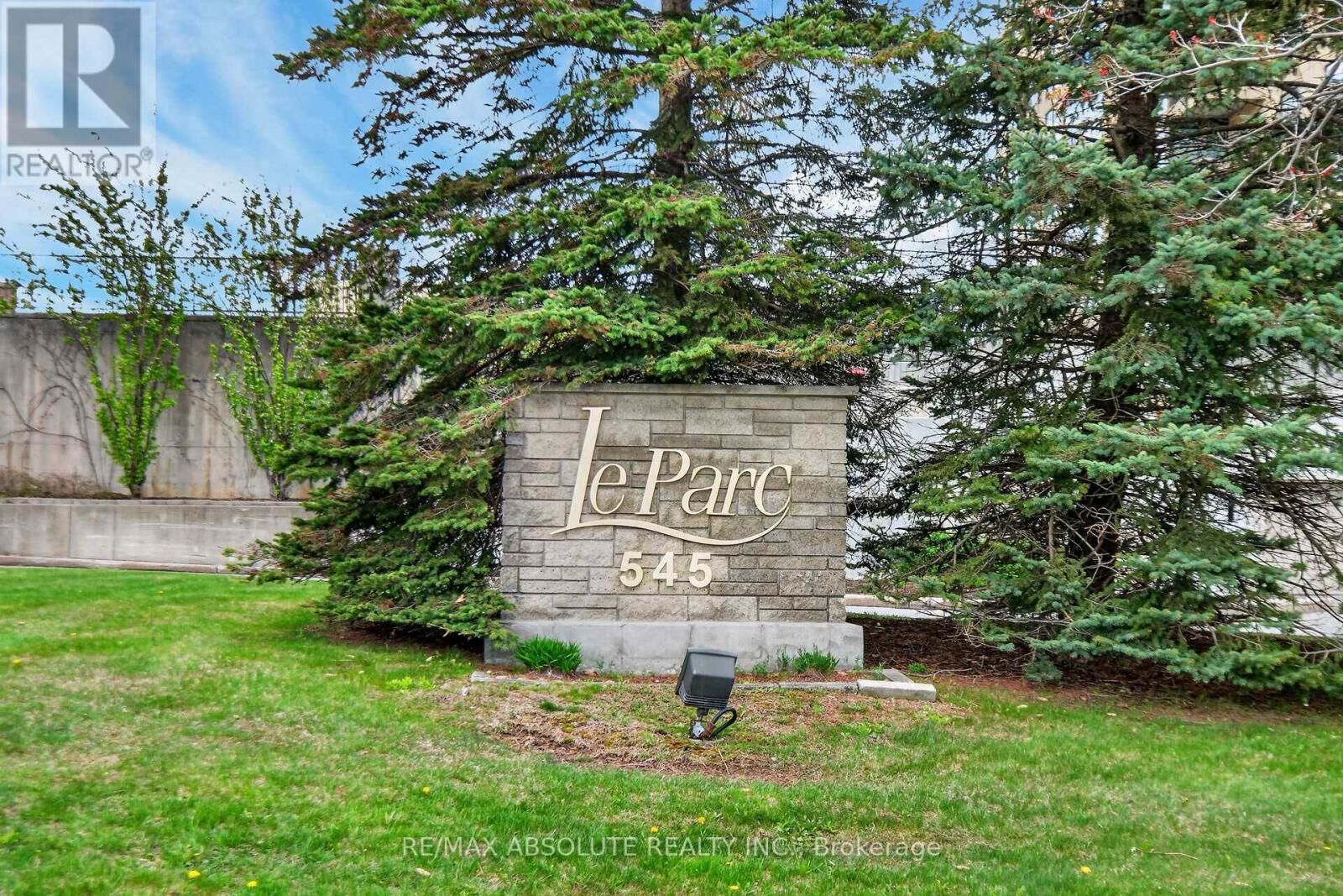 Property Photo:  545 St Laurent Boulevard 806  ON K1K 4H9 