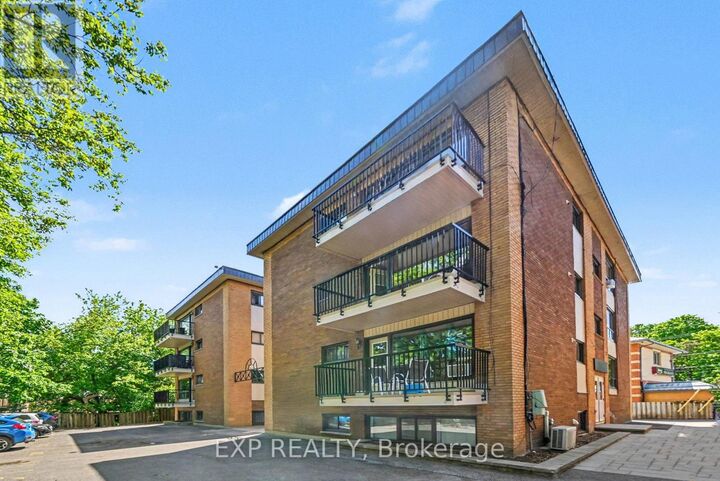 Property Photo:  272 Beechwood Avenue 15  ON K1L 8A6 
