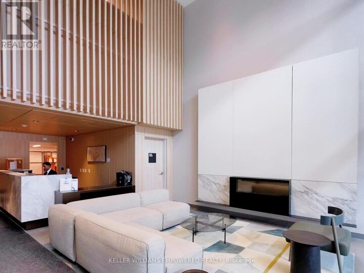 Property Photo:  225 Sumach Street 911  ON M5A 0P8 