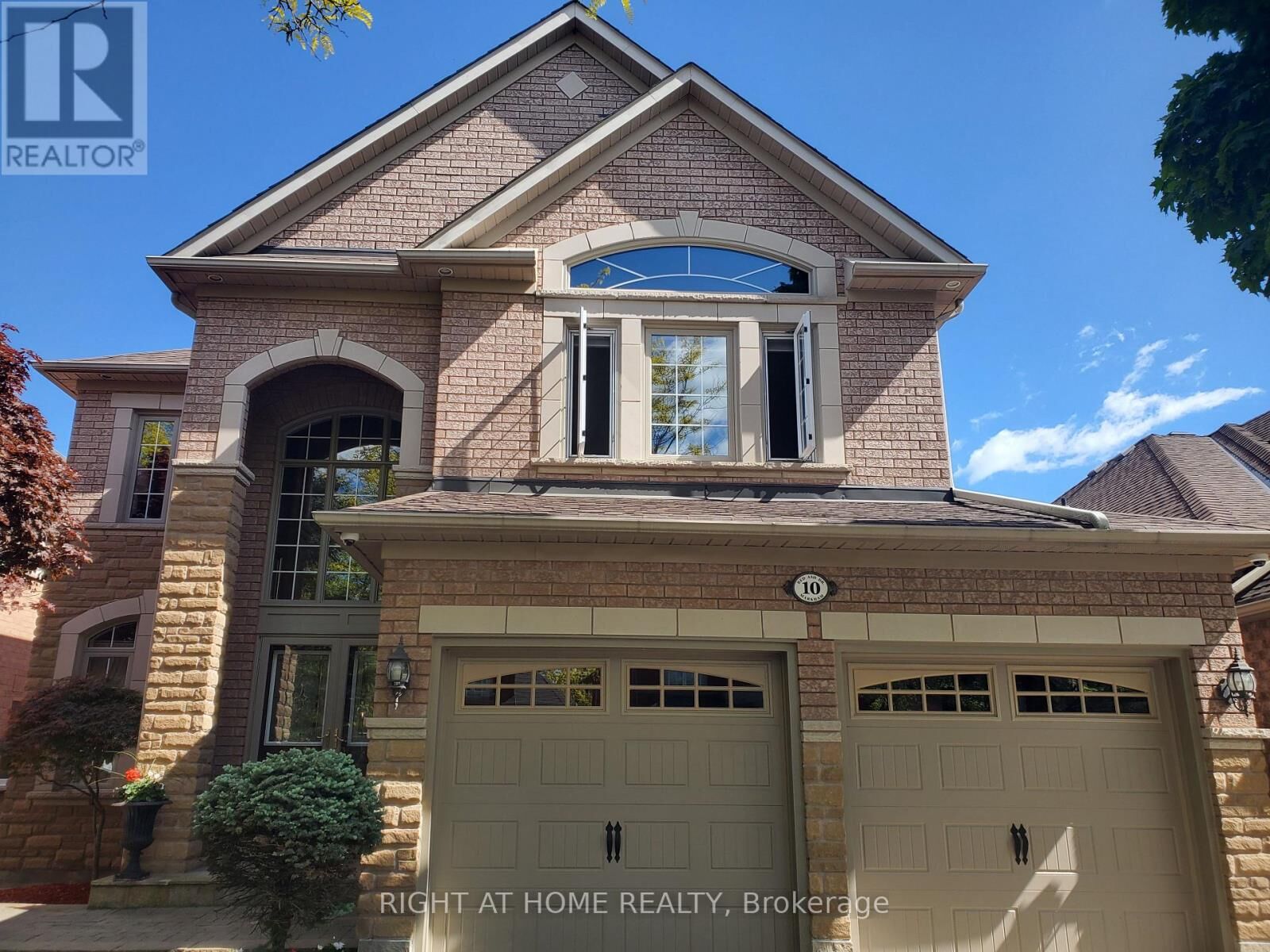 Property Photo:  10 Red Ash Drive  ON L3S 4B6 