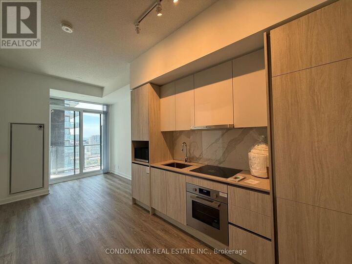 Property Photo:  180 Front Street East 2509  ON M5A 0A9 