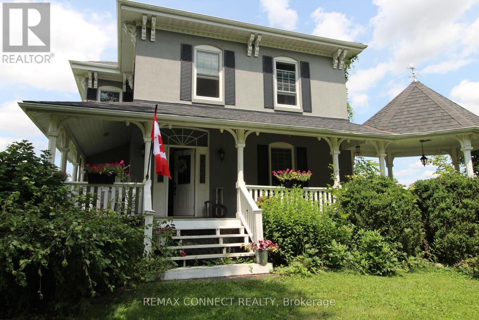 Property Photo:  10748 McEwen Drive ..House  ON N0M 1P0 
