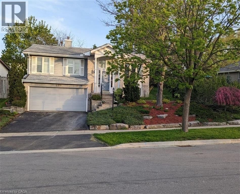 Property Photo:  220 Grand River Boulevard  ON N2A 3G8 