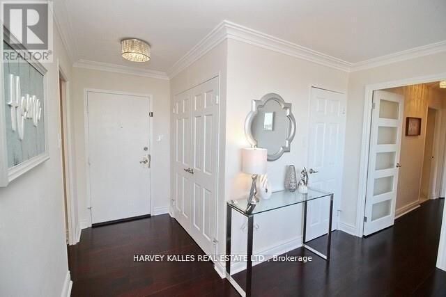 Property Photo:  3555 Bathurst Street 602  ON M6A 2Y8 