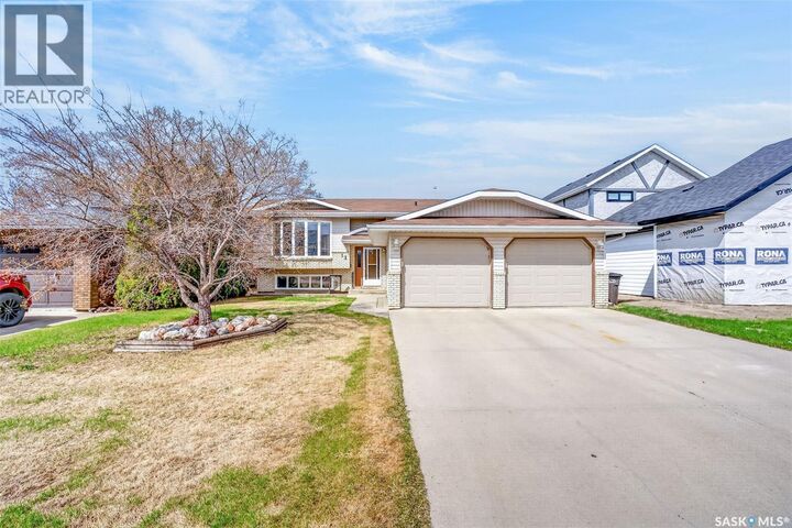 Property Photo:  13 Dust Crescent  SK S0K 2A0 