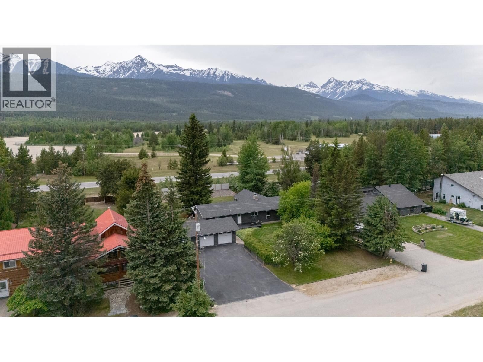 Property Photo: 1934 Cranberry Place BC V0E 2Z0