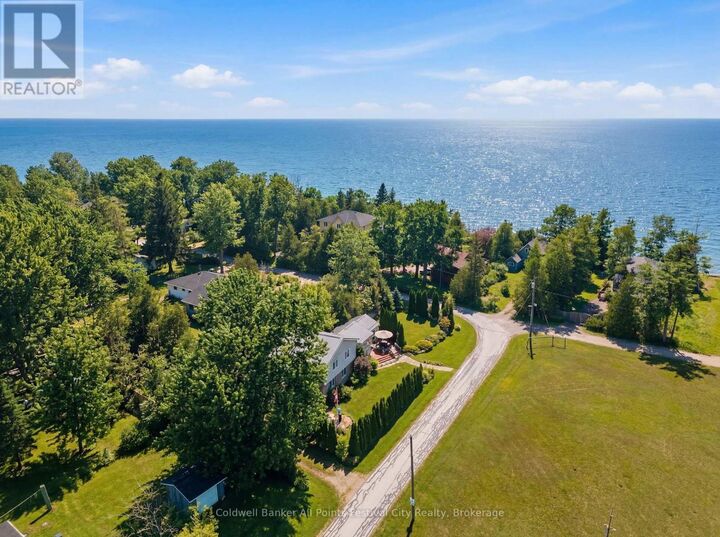 Property Photo: 13 Ravine Park Road South ON N7A 3X8