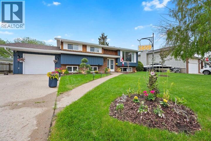 Property Photo:  5609 35 Street  AB T9V 1S1 