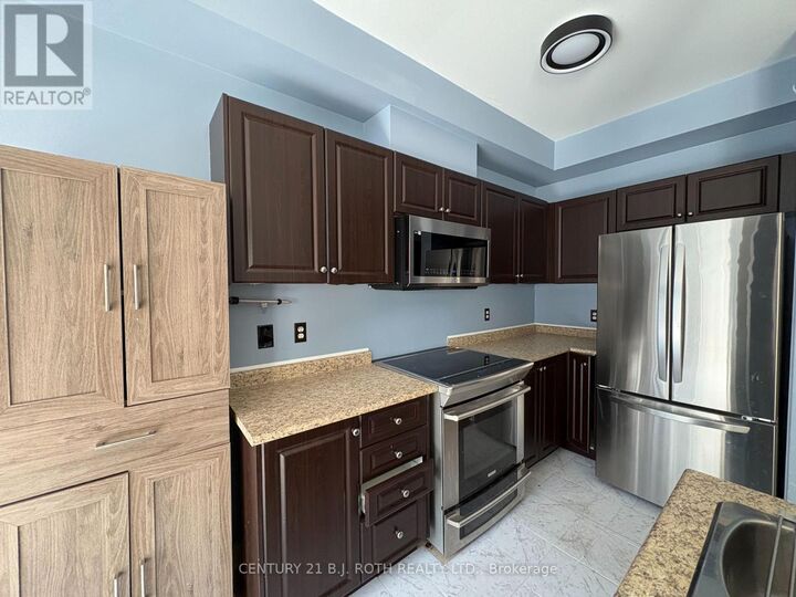 Property Photo:  120 Stanley Street  ON L4M 6V5 