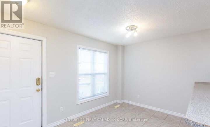 Photo de la propriété:  600 Sarnia Road 47  ON N6G 5M5 