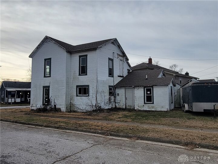 Property Photo: 511 Center Street OH 45385