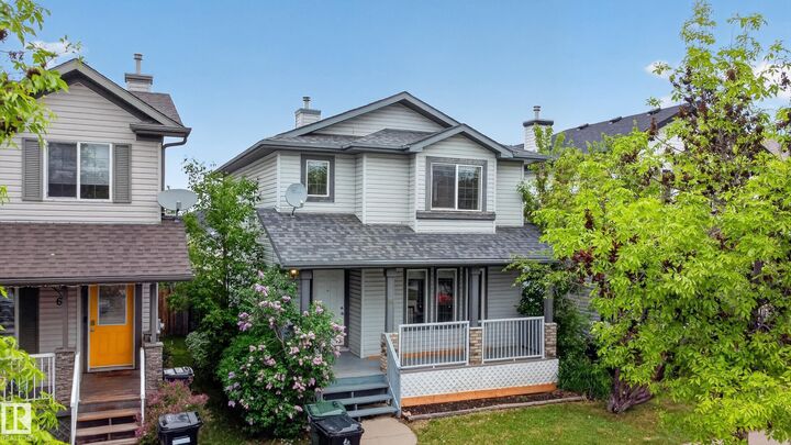 8 Vega Avenue — photo 1