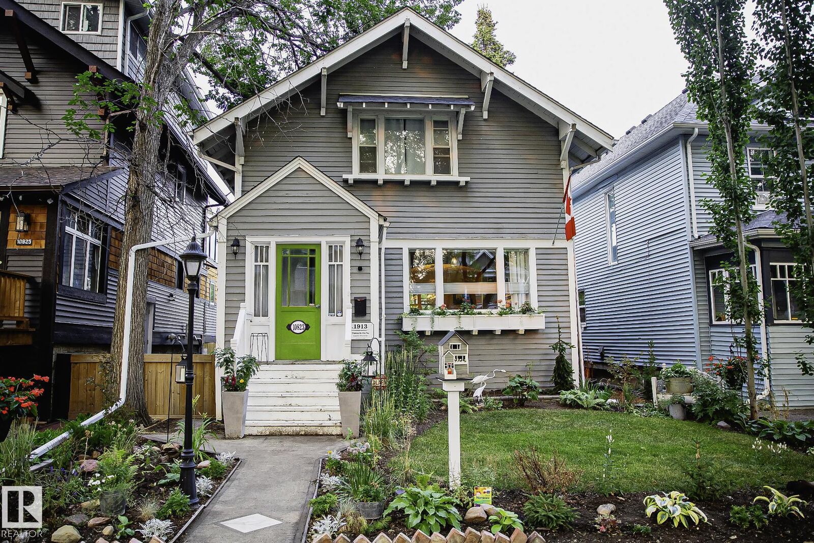 Property Photo:  10823 125 Street NW  AB T5M 0L5 