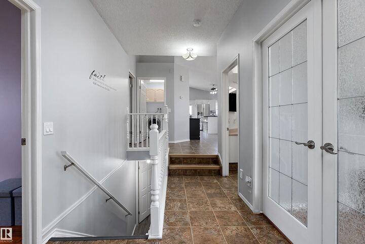 Photo de la propriété:  3706 131A Avenue NW  AB T5A 4Y8 
