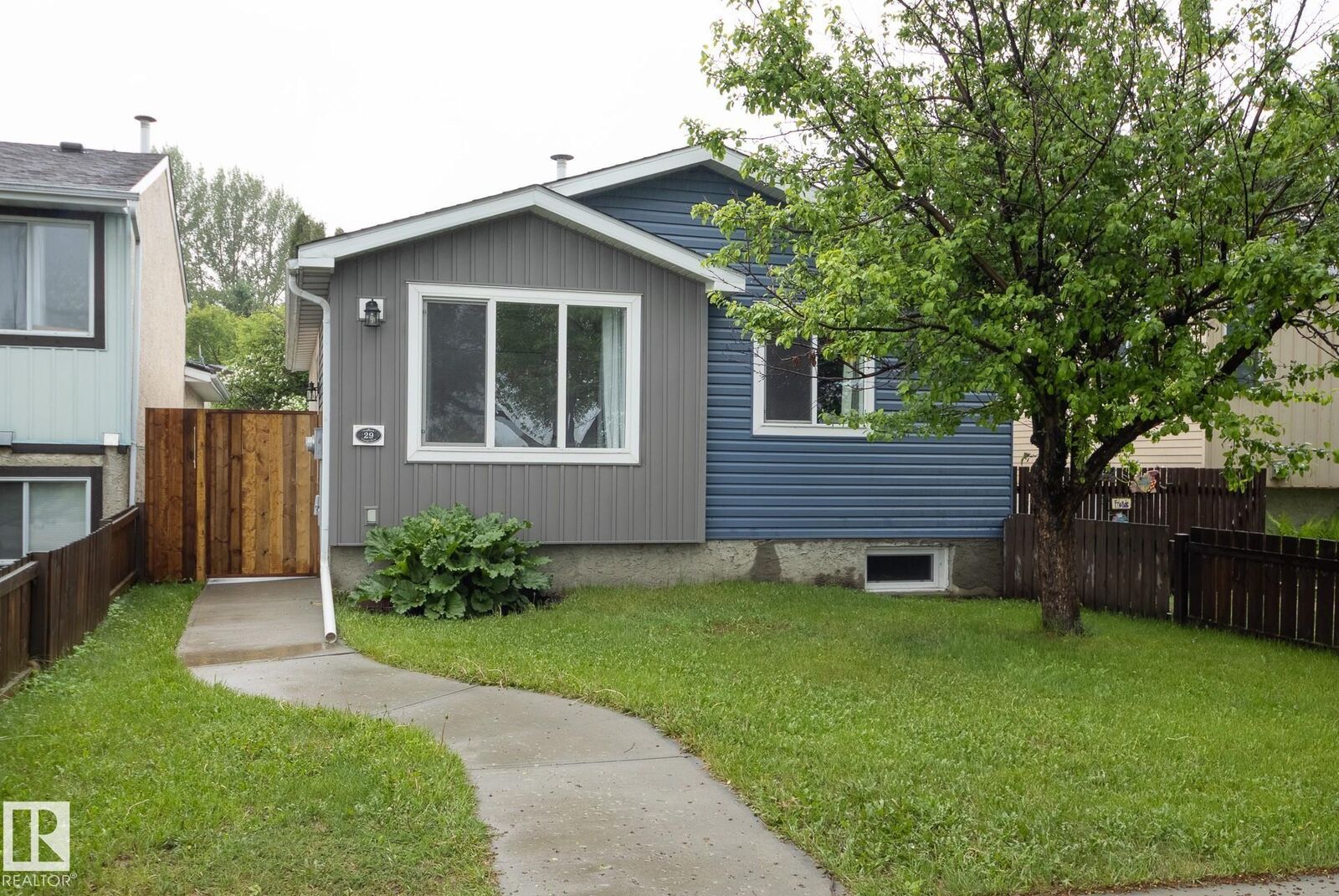 Property Photo:  29 Chungo Drive  AB T9G 1T6 
