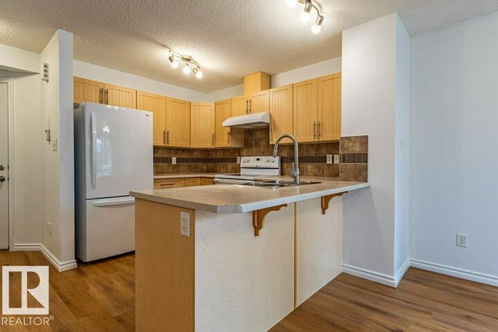 Property Photo:  6835 Speaker Vista Vista NW 10  AB T6R 0S6 