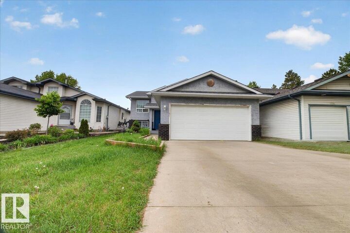 Photo de la propriété:  5108 138A Avenue NW  AB T5A 4Z6 