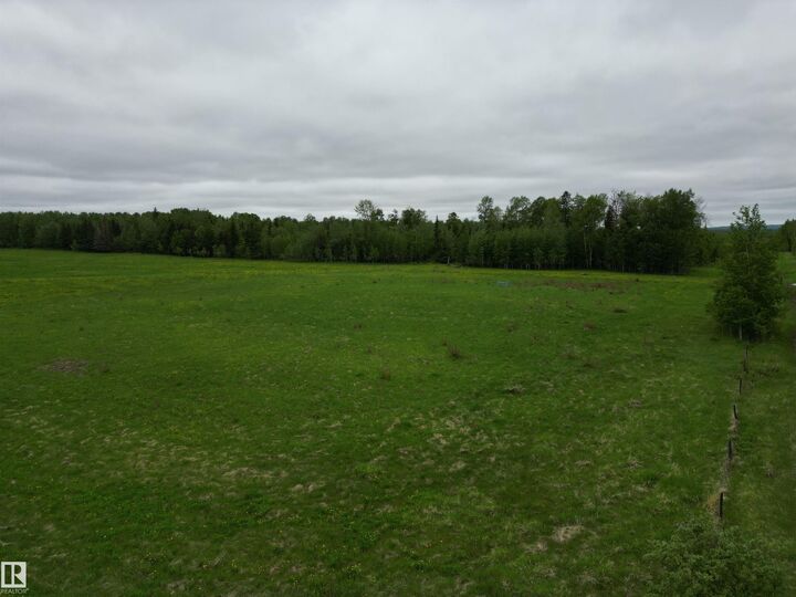 Rr231a Twp 682 — photo 1