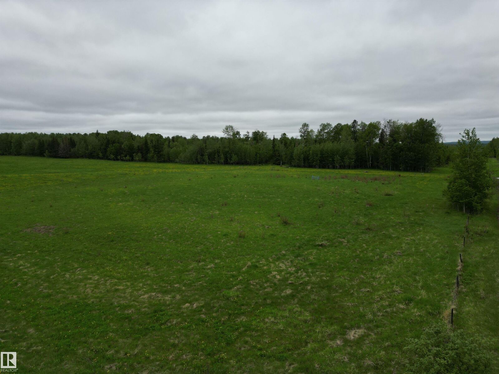 Property Photo:  Rr231a Twp 682  AB T0G 0R0 