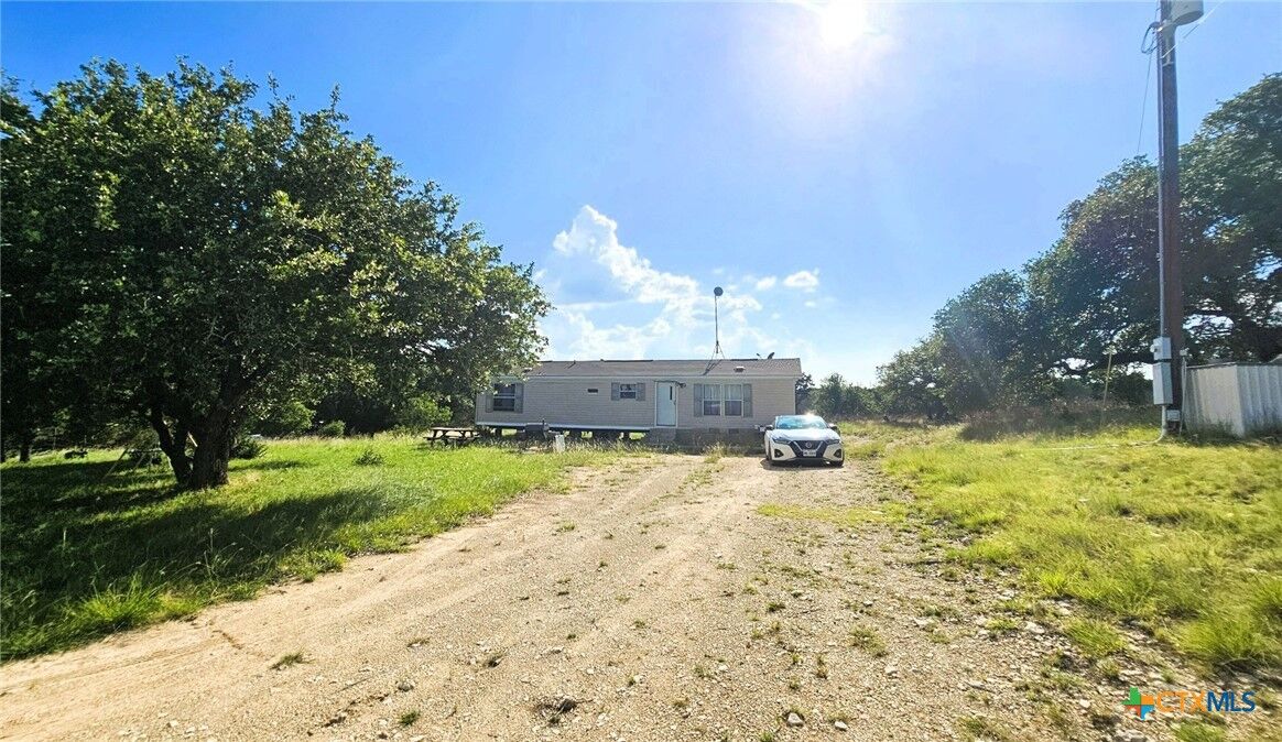 Property Photo:  100 Reavis Drive  TX 76539 