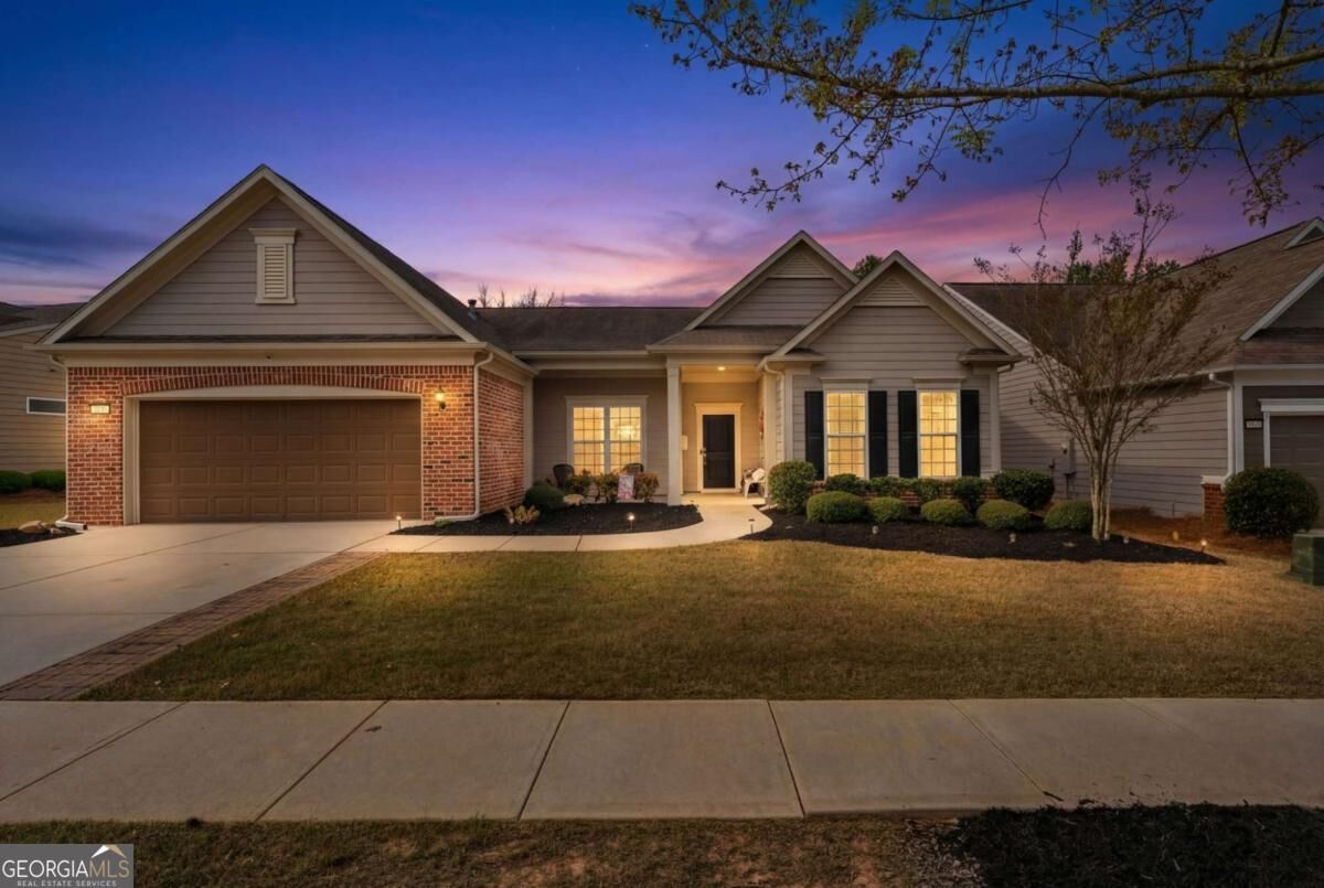 Property Photo:  113 Marigold Court  GA 30223 