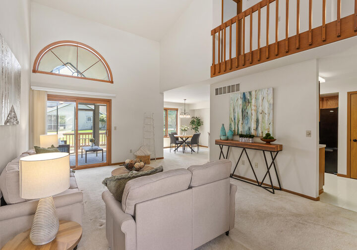 Property Photo:  633 W 94th Court  IN 46307 