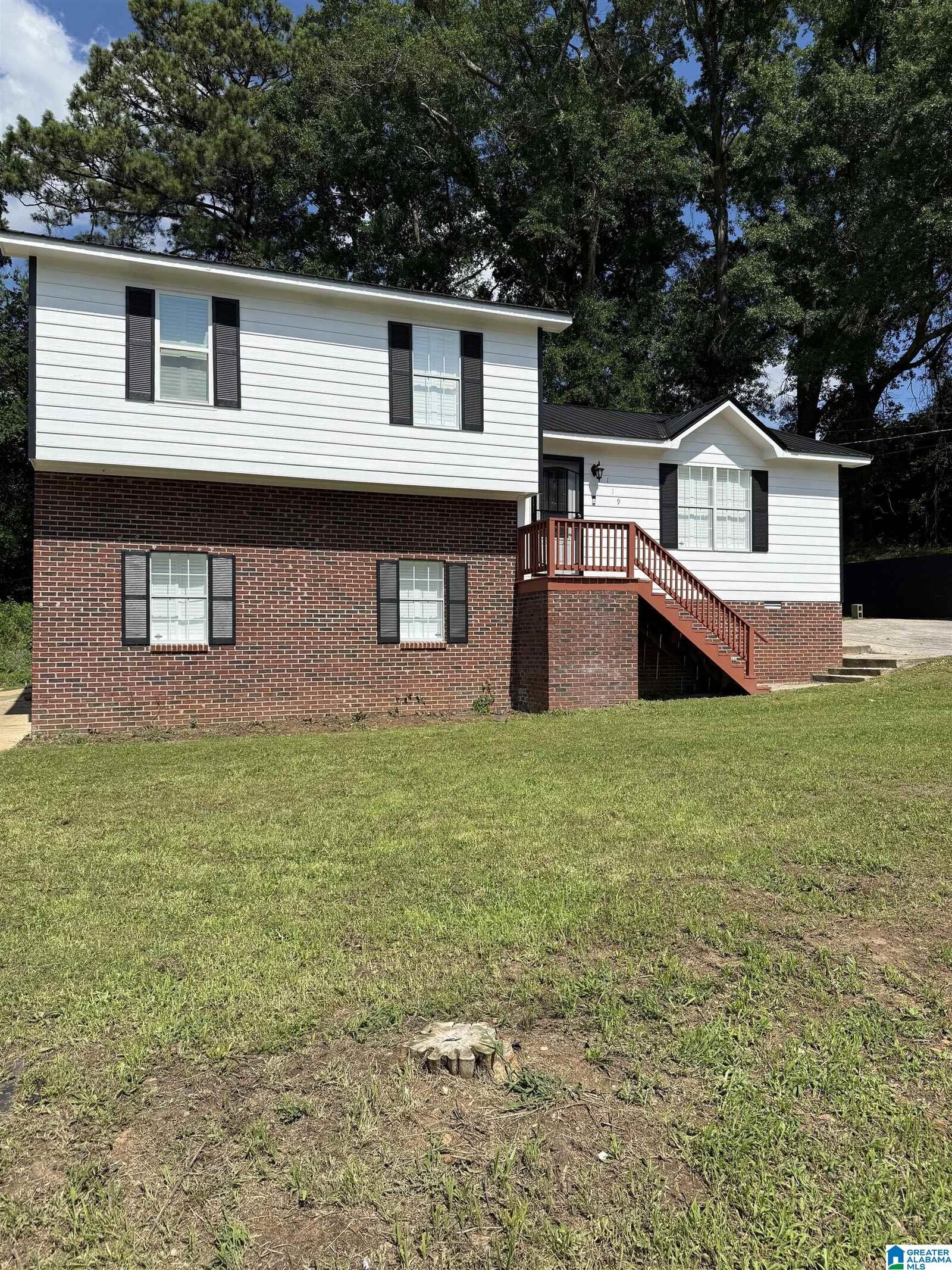 Property Photo:  119 Grant Avenue  AL 36207 