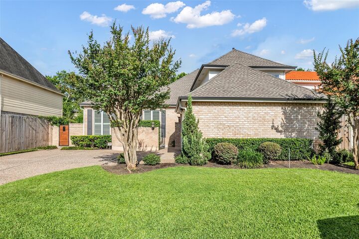 Property Photo:  1246 Trace Drive  TX 77077 