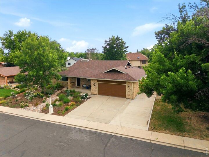 Property Photo:  1527 Juniper St  CO 80501 